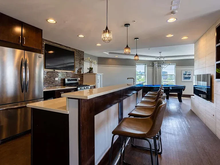 1025 West 19th Street-1
