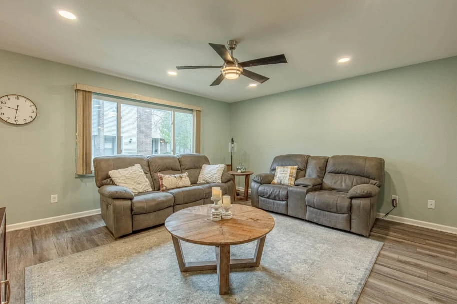 7431 Candace Way-3