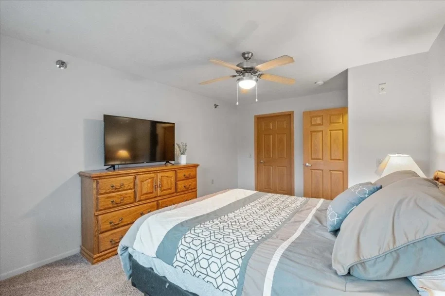 2203 7th Street Road-11