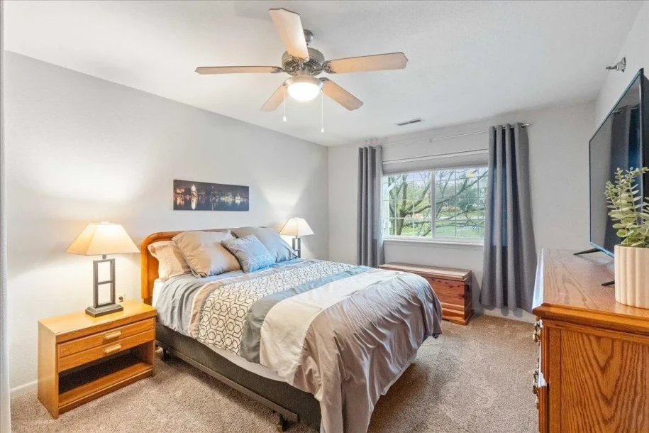 2203 7th Street Road-12