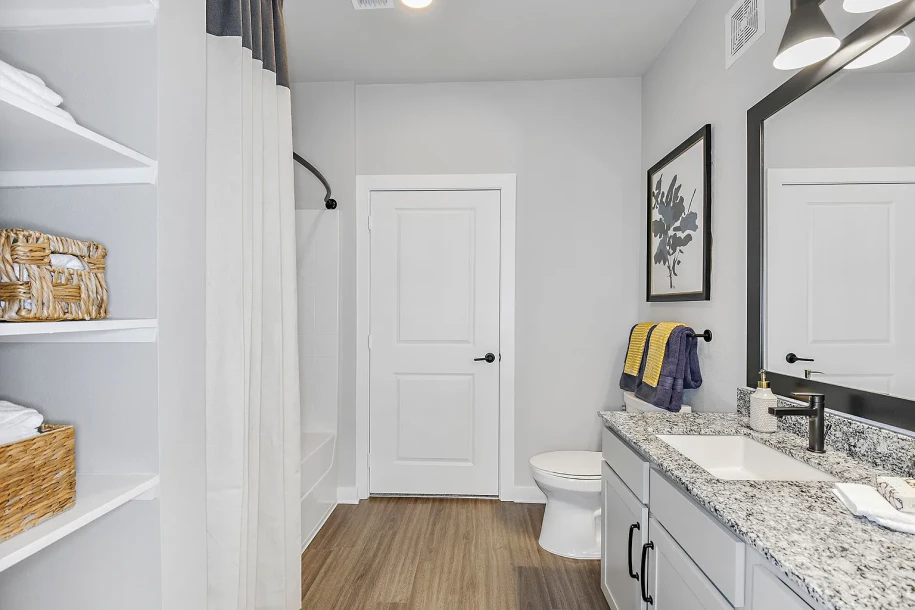 6007 Applegate Lane-5