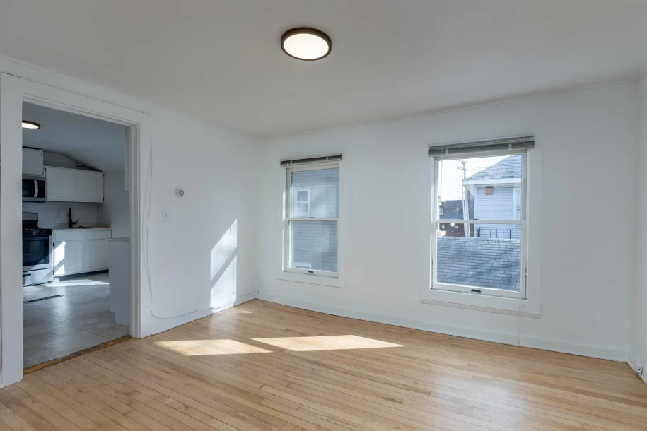 2721 Lindsay Avenue-4