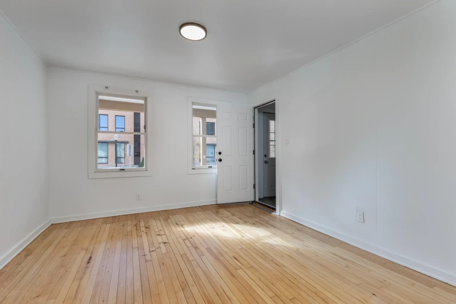 2721 Lindsay Avenue-8