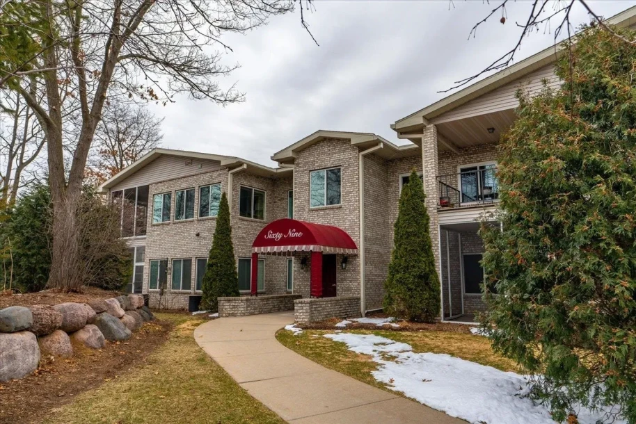 2811 Battery Place Northwest-1