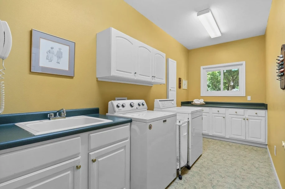 81 Seaton Place Northwest-6