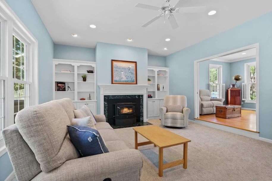 81 Seaton Place Northwest-3