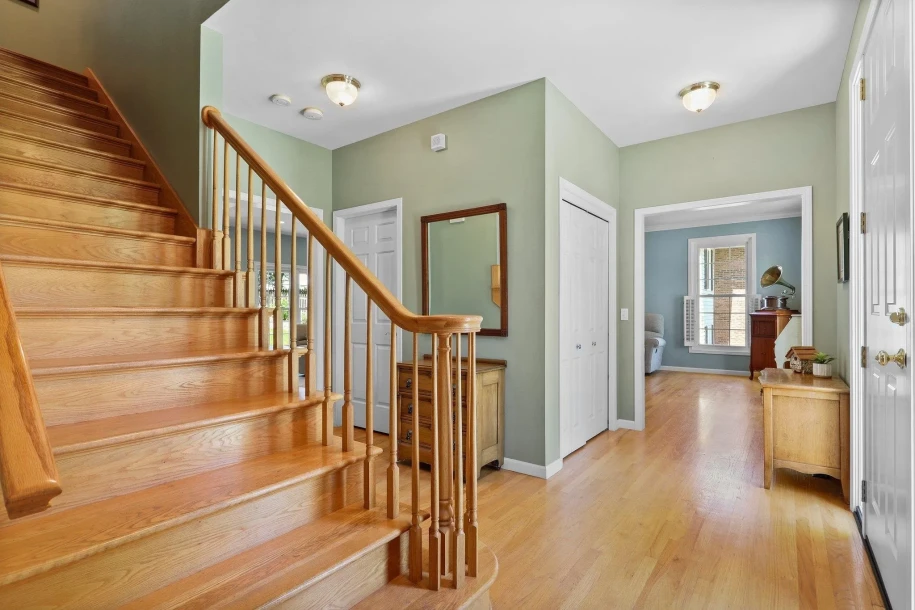 81 Seaton Place Northwest-10